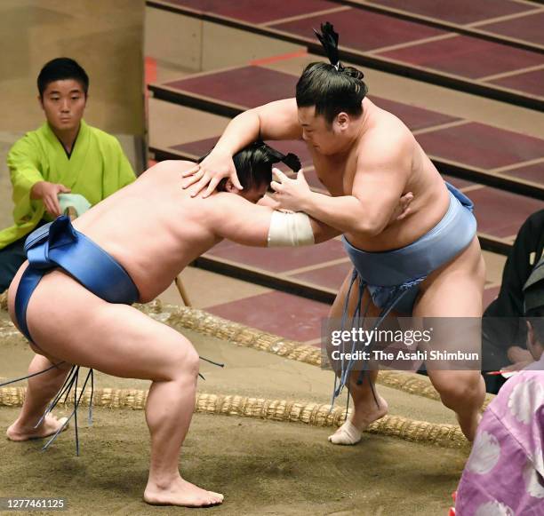 Tobizaru and Wakatakakage compete on day twelve of the Grand Sumo Autumn Tournament at Ryogoku Kokugikan on September 24, 2020 in Tokyo, Japan.