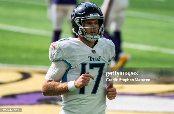 Vikings Titans Photos and Premium High Res Pictures - Getty Images