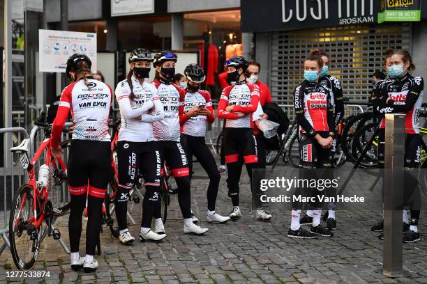 Start / Nicole Hanselmann of Switzerland, Mieke Docx of Belgium, Kathrin Schweinberger of Austria, Christina Schweinberger of Austria, Nicole...