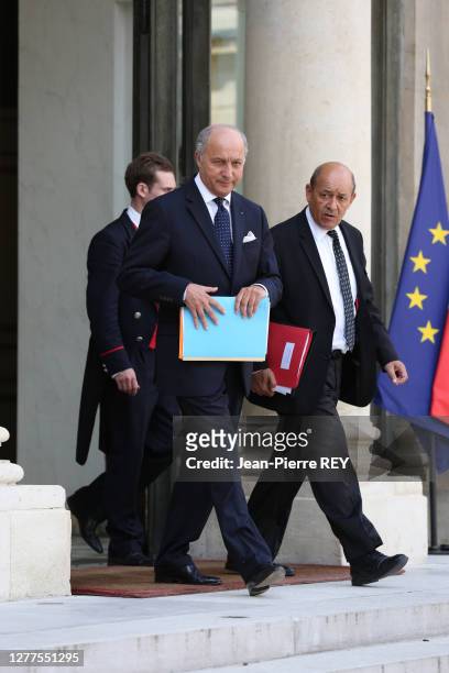 La France a poursuivi la préparation d'une éventuelle participation à des frappes internationales en Syrie aucours d'un Conseil de Défense. Le...