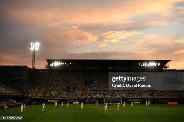 General view inside the stadium during the La Liga Santander match between Villarreal CF and Deportivo Alavés at Estadio de la Ceramica on September...