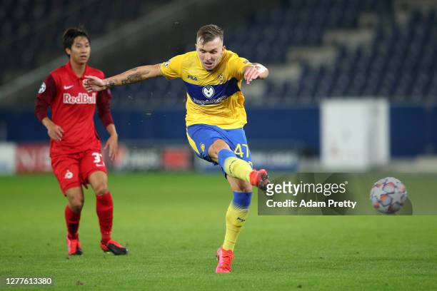 Eden Karzev of Maccabi Tel-Aviv scores his sides first goal during the UEFA Champions League Play-Off second leg match between RB Salzburg and...