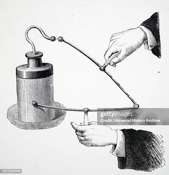 Engraving depicting the discharging of a Leyden Jar.