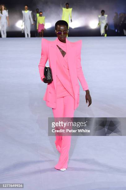 Model walks the runway during the Balmain Womenswear Spring/Summer 2021 show as part of Paris Fashion Week on September 30, 2020 in Paris, France.