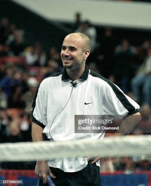 Agassi Smash Racket 20,770点のアンドレ アガシの写真と高解像度写真 - Getty Images