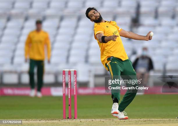 Imad Wasim of Nottinghamshire during T20 Vitality Blast 2020 Quarter Final between Notts Outlaws and Leicestershire Foxes at Trent Bridge on October...