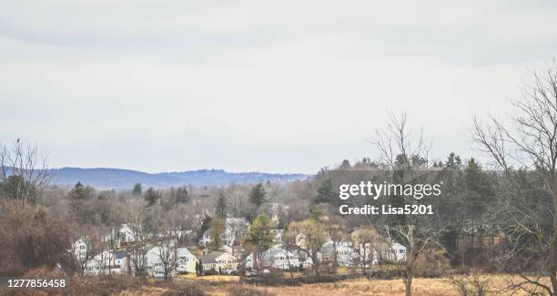 mew england winter suburbs - connecticut landscape stock pictures, royalty-free photos & images