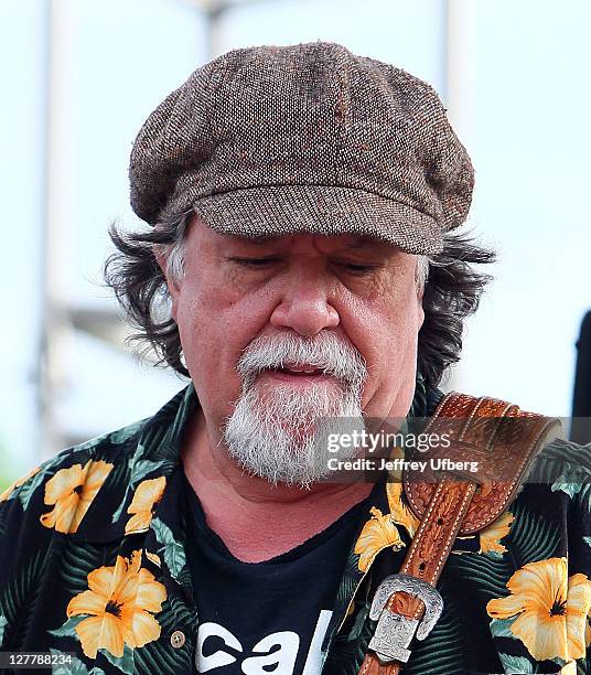 Lead Singer Radiators 22nd Annual Michael Arnone Crawfish Fest Day 2 Photos and Premium High ...