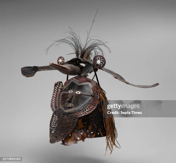 Mask , Torres Strait Islander, mid to late 19th century, Australia, Mabuiag Island, Queensland, Torres Strait, Torres Strait Islander, Turtle shell,...