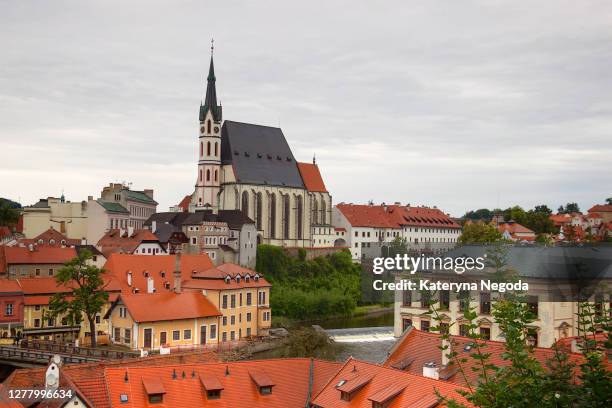 church of st. vitus in cesky krumlov - cesky krumlov stock pictures, royalty-free photos & images