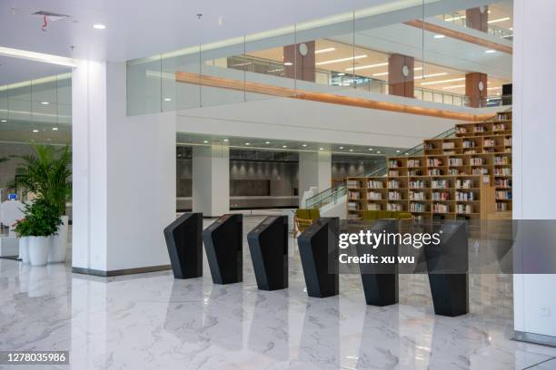 Simple Library Entry 10,360 Library Entrance Stock Photos, High-Res Pictures, and Images ...