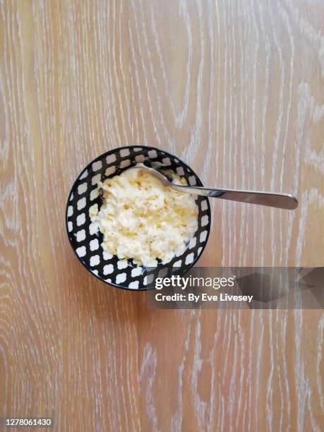 egg mayonnaise - aioli stock-fotos und bilder