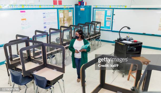 Split Classrom 429 Split Classroom Stock Photos, High-Res Pictures, and Images - Getty ...