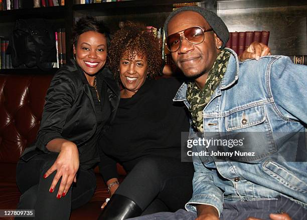 Arlene Thompson Photos and Premium High Res Pictures - Getty Images