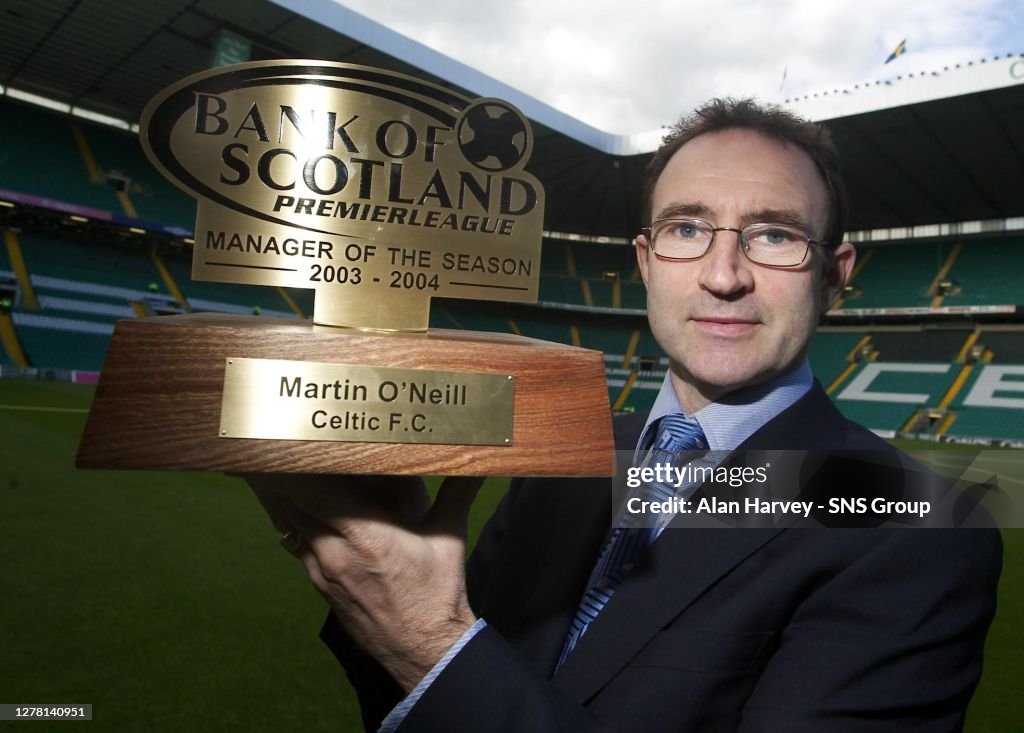 25/05/04.Celtic Park - Glasgow.Celtic Boss Martin O'Neill Is Rewarded With The Bank Of Scotland Premierleague Manager Of The Season Award For Masterminding The Club'S Double-Winning Feat.