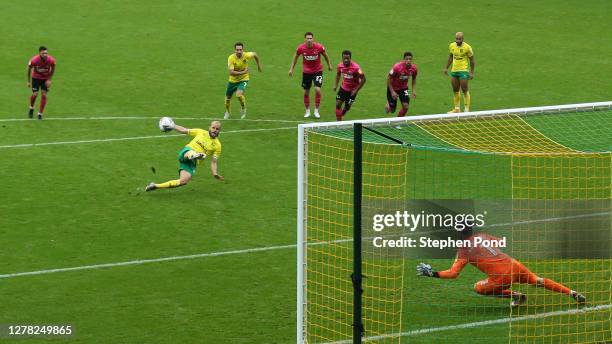 Teemu Pukki of Norwich City misses a penalty during the Sky Bet Championship match between Norwich City and Derby County at Carrow Road on October...