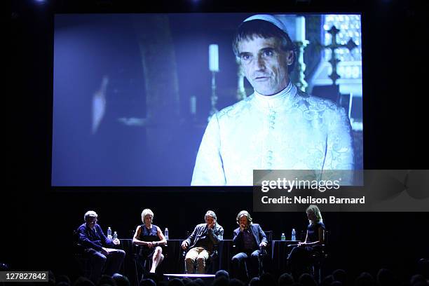 Actors Edie Falco , Jeremy Irons , William H. Macy and Laura Dern chat with Tad Friend during The 2011 New Yorker Festival: Bravura Television Panel...