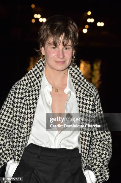 Héloïse Letissier attends the Ami Alexandre Mattiussi Womenswear Spring/Summer 2021 show as part of Paris Fashion Week on October 03, 2020 in Paris,...
