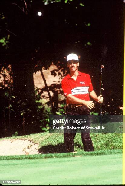 American golfer Corey Pavin keep his eye on the ball during the Canon - Sammy Davis Jr Greater Hartford Open golf tournament, Cromwell, Connecticut,...