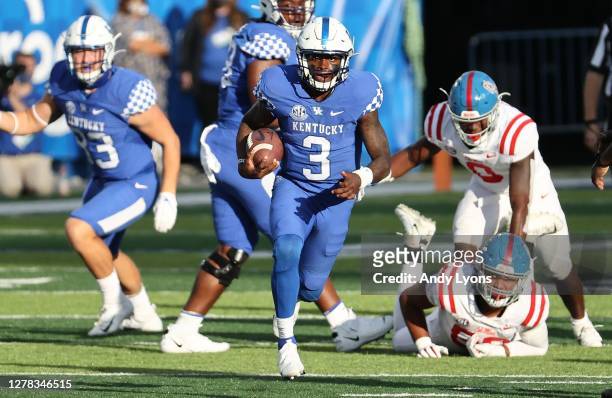Terry Wilson of the Kentucky Wildcats runs with the ball against the Ole Miss Rebels at Commonwealth Stadium on October 03, 2020 in Lexington,...
