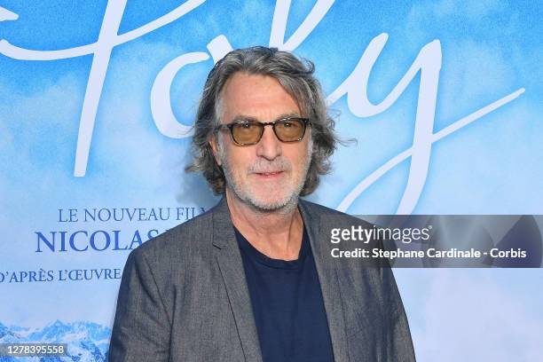 François Cluzet attends the "Poly" premiere at Cinema UGC Normandie on October 04, 2020 in Paris, France.