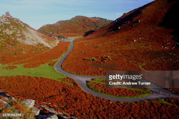 valley of rocks - exmoor national park imagens e fotografias de stock