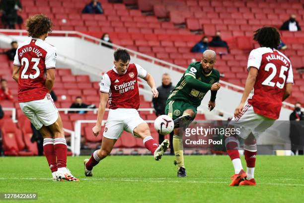 David McGoldrick of Sheffield United scores his sides first goal during the Premier League match between Arsenal and Sheffield United at Emirates...