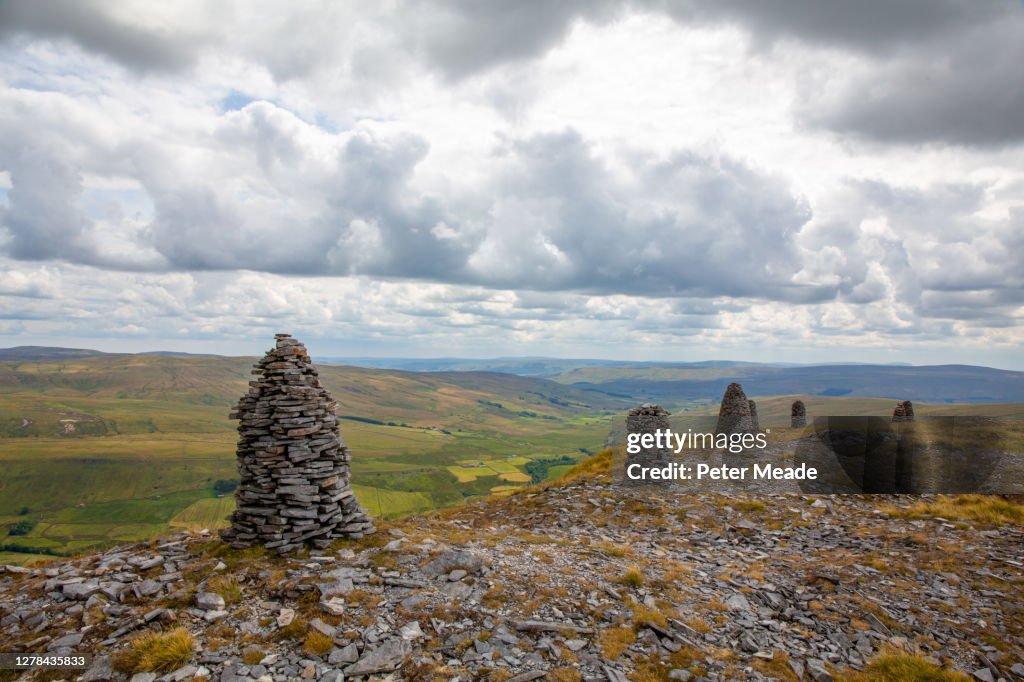 Cairns on Wild Boar Fell