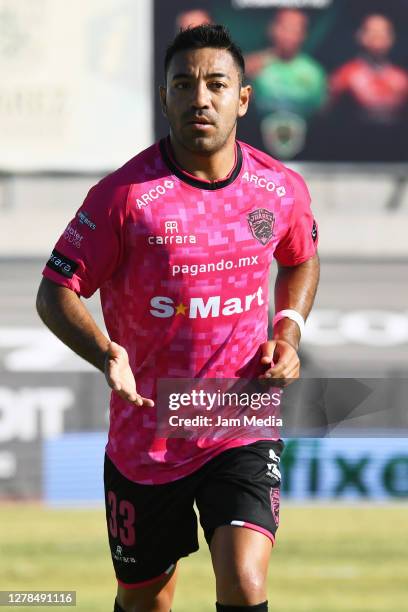 Marco Fabian de la Mora of Juarez looks on during the 13th round match between Juarez and Pachuca at Olimpico Benito Juarez on October 2, 2020 in...