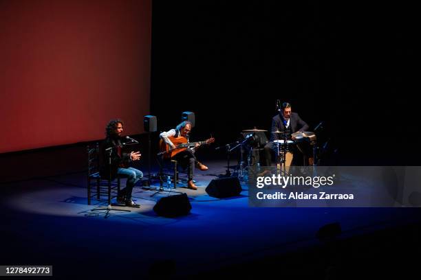 Spanish flamenco singer Kiki Morente and Spanish flamenco guitarist Pepe Habichuela perform at MEM festival at Teatro Fernán Gómez on October 04,...