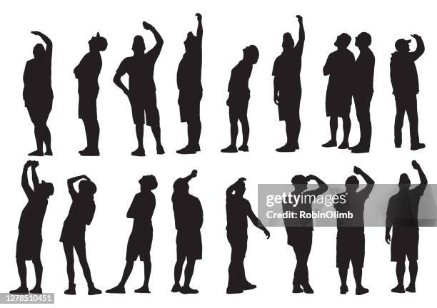 stockillustraties, clipart, cartoons en iconen met mensen die silhouetten opzoeken - senior woman