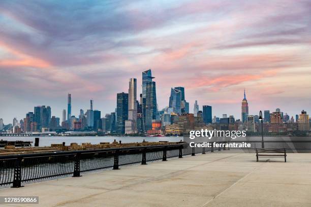 new york city skyline view from hoboken - hoboken imagens e fotografias de stock