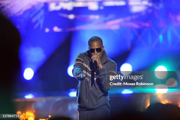 2011 Debut Rappers Hip Hop Awards 2011 Show Photos and Premium High Res Pictures - Getty ...