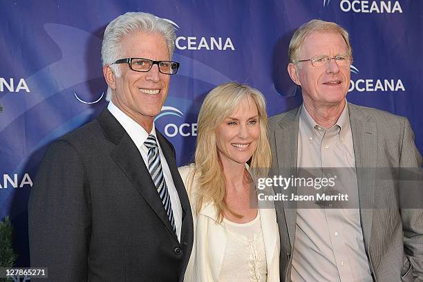 Ted Rackley Ed Danson Photos and Premium High Res Pictures - Getty Images
