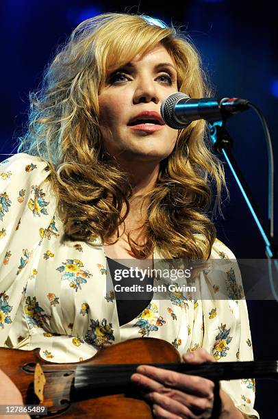 Alison Krauss performs during the 2011 IBMA Bluegrass fan fest at the Nashville Convention Center on October 1, 2011 in Nashville, Tennessee.