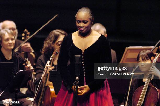 Swedish soprano of US-origin Barbara Hendricks greets the audience upon her arrival at the Grand Auditorium de la Cité des Congres in Nantes, western...