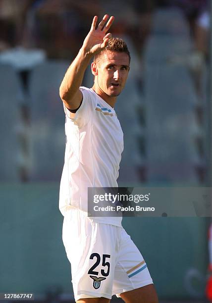 Miroslav Klose of SS Lazio celebrates after scoring his team's second goal during the Serie A match between ACF Fiorentina and SS Lazio at Stadio...