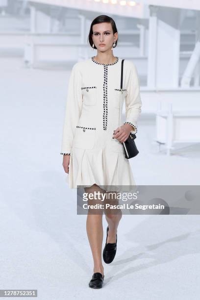 Chanel 2021 Spring Summer Photos and Premium High Res Pictures - Getty ...