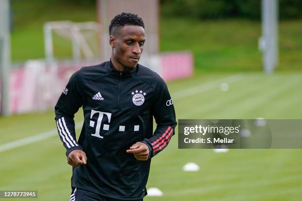 Bouna Sarr of FC Bayern Muenchen jogs during a training session at Saebener Strasse training ground on October 06, 2020 in Munich, Germany.