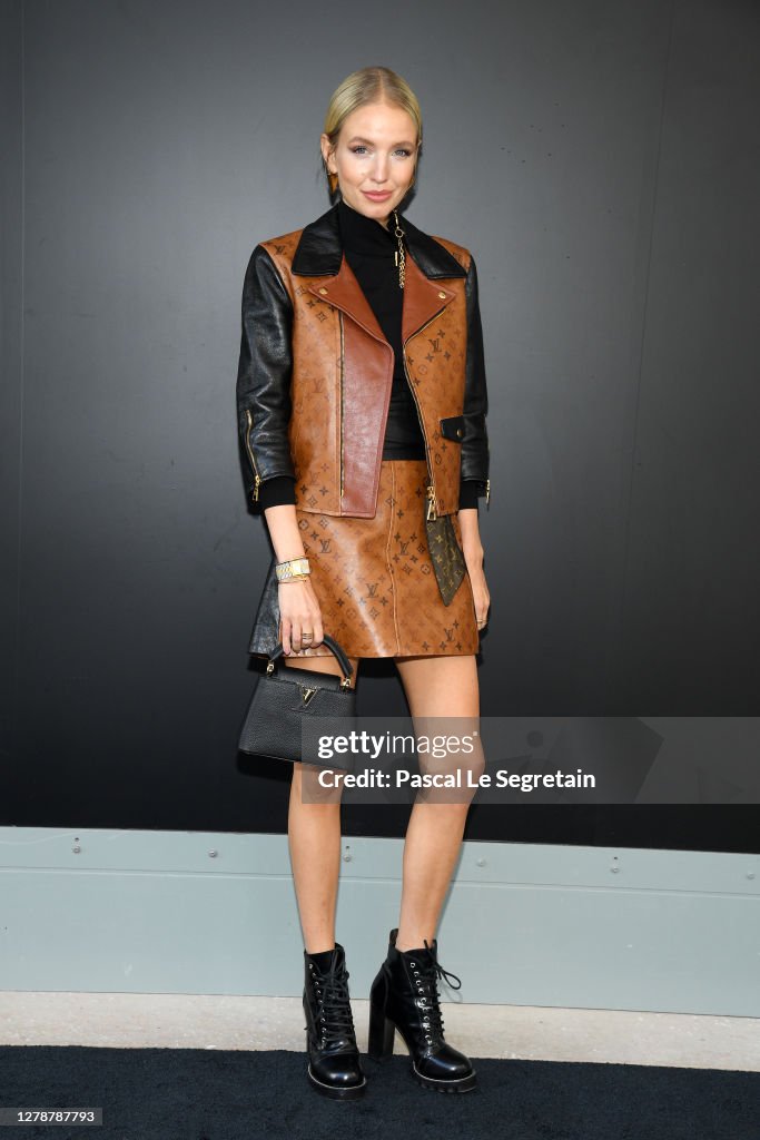 Louis Vuitton : Photocall -  Paris Fashion Week - Womenswear Spring Summer 2021