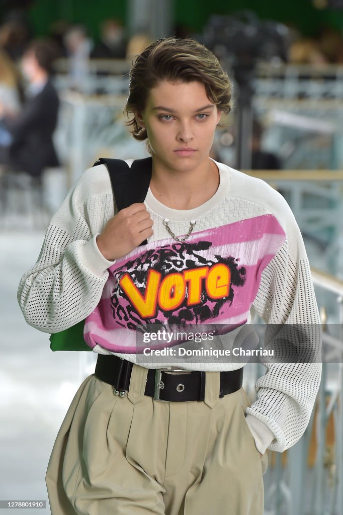 Louis Vuitton : Runway - Paris Fashion Week - Womenswear Spring Summer 2021