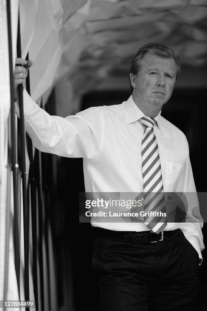 Steve McClaren of Nottingham Forest looks on prior to the npower Championship match between Nottingham Forest and Birmingham City at City Ground on...