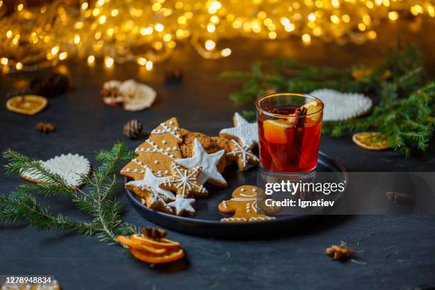 top view of a glass of mulled wine - hard liquor stock pictures, royalty-free photos & images