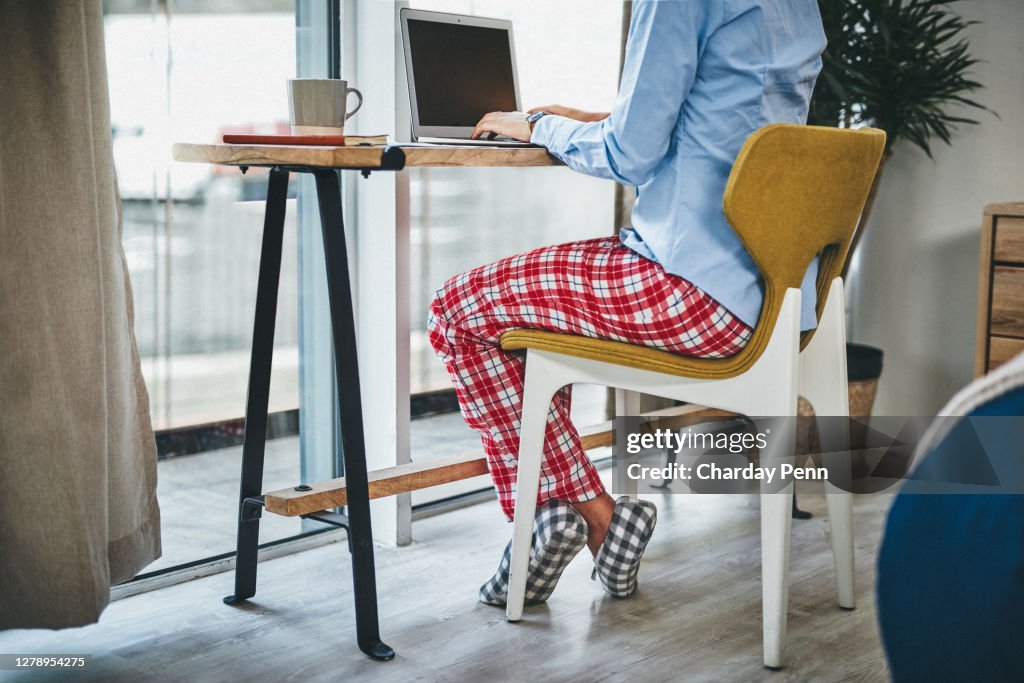 Pyjamas hela dagen, fördelarna med att arbeta hemifrån