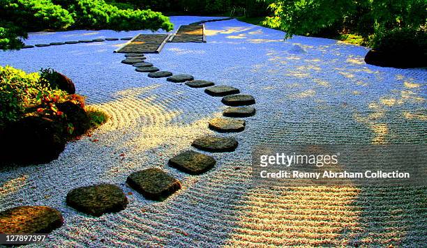 japanese rock garden - in a japanese garden stock pictures, royalty-free photos & images