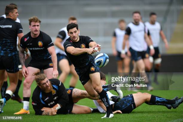 Sam Hidalgo-Clyne of Exeter Chiefs releases a pass during a training session at Sandy Park on October 07, 2020 in Exeter, England.