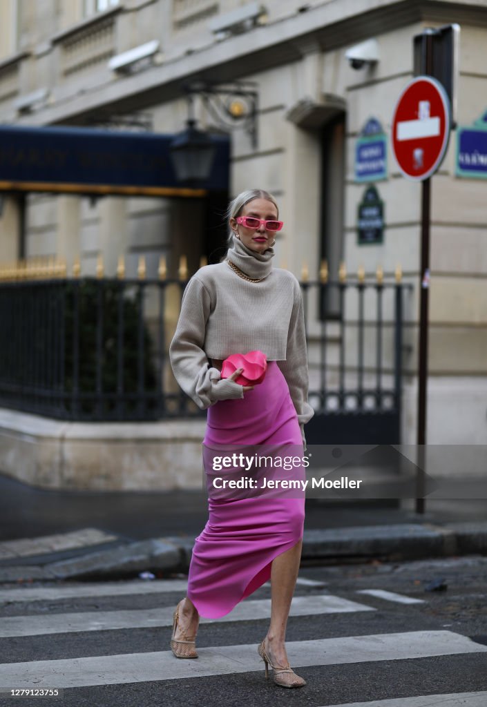 Street Style At Paris Fashion Week - Womenswear Spring Summer 2021 : Day Nine