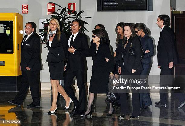 Julio Jose Iglesias, Betty Arrastia, Tamara Falco, Ana Boyer, Victoria Preysler and Isabel Preysler visit San Isidro morgue following the death of...