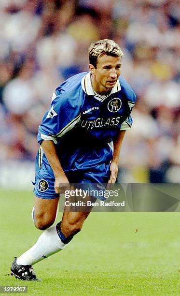 Dan Petrescu of Chelsea in action during the FA Carling Premiership match against Middlesbrough at Stamford Bridge in London, England. Chelsea won...