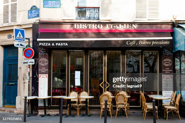 café terrace in paris - bar paris stock pictures, royalty-free photos & images